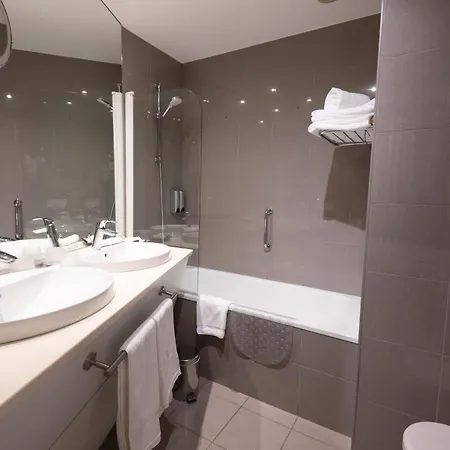 Hotel Grand Du Tonneau D'or 4*